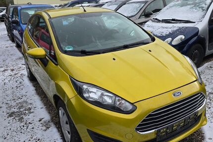 Ford Fiesta 37.918 km 3.900 € Chemnitz 09116