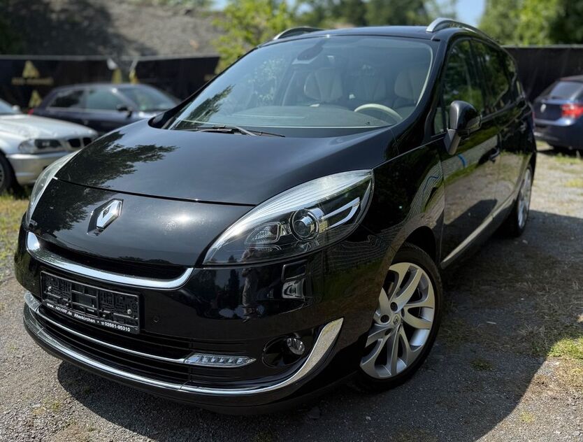 Renault Scenic 83.000 km 10.499 € Müschenbach 57629