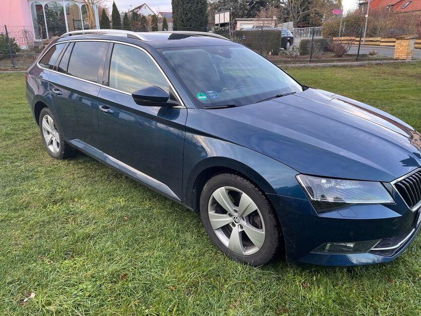 Skoda Superb 135.000 km 18.900 € Taucha OT Merkwitz 04425