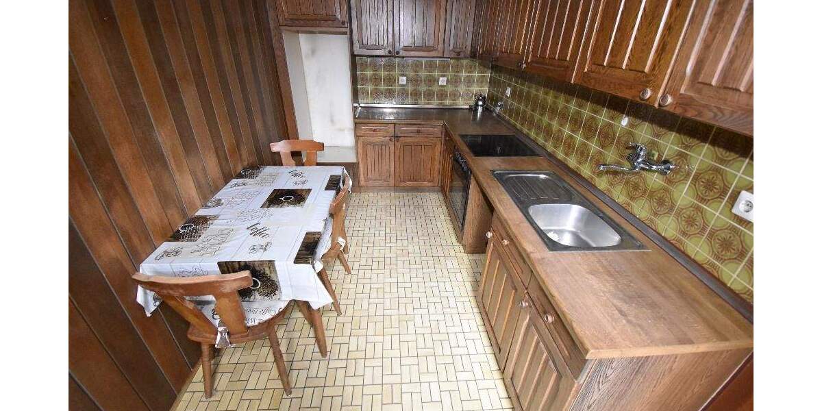Mehrfamilienhaus, Wohnhaus Suhlendorf - 6 Zimmer, 175 m&sup2;, 229.000&euro; | Angebot:25662857