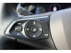 Opel Grandland Elegance Plug In Hybrid 52.650 km 23.990 &euro; Bad Endbach 35080