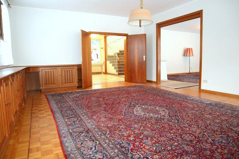 Einfamilienhaus Ganderkesee - 8 Zimmer, 257 m&sup2;, 2.347&euro; | Angebot:26098996