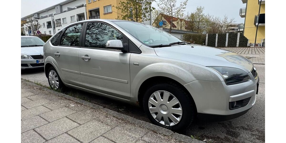 Ford Focus 181.000 km 2.590 &euro; München 85579