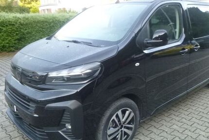 Peugeot Traveller