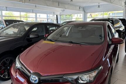 Toyota Auris 40.000 km 15.900 &euro; Vaihingen / Enz 71665