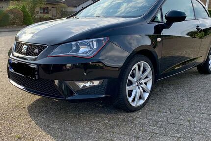 Seat Ibiza 126.000 km 8.300 &euro; Delmenhorst 27749