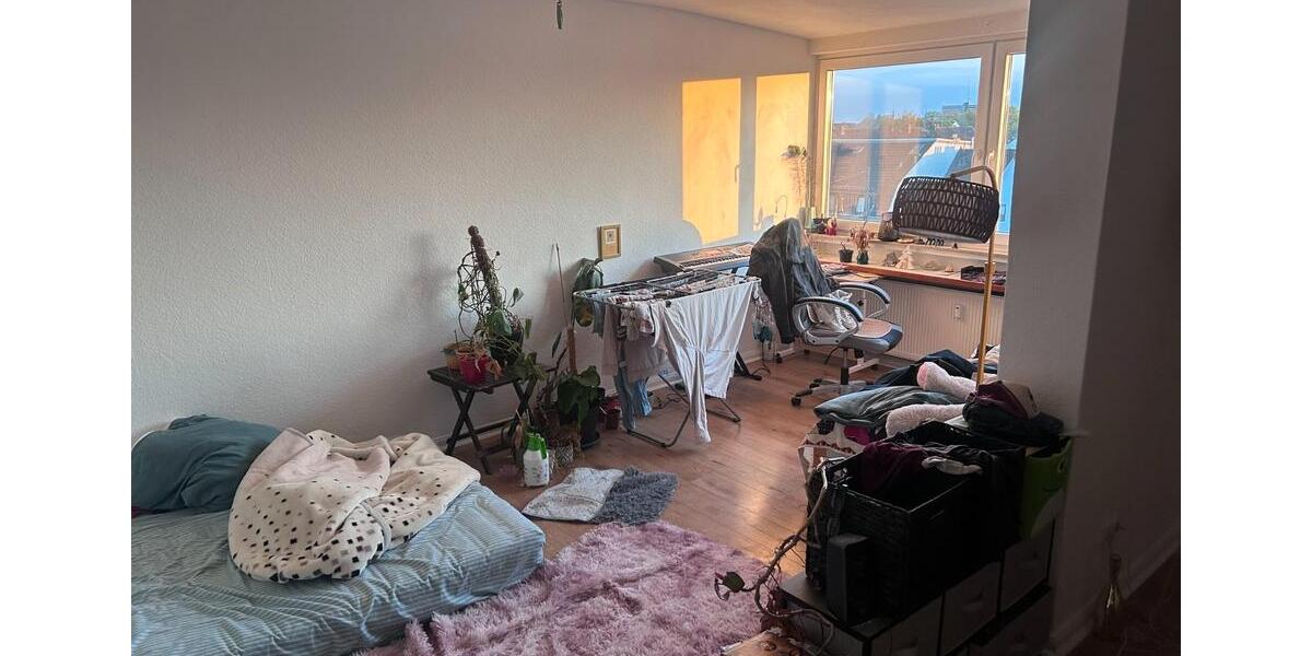 Dachgeschoßwohnung Bremen Schwachhausen - 2 Zimmer, 56 m&sup2;, 550&euro; | Angebot:26251820