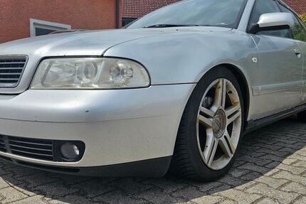 Audi A4 343.100 km 750 &euro; Maxhütte-Haidhof 93142