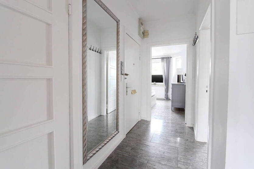 3,5 Zimmer Wohnung in ruhiger Seitenstraße in Barmbek-Süd.
