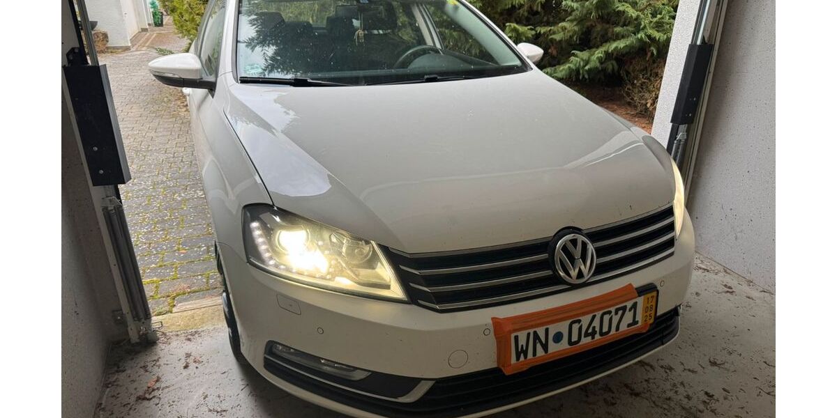 VW Passat 185.600 km 8.200 &euro; Massenbachhausen 74252