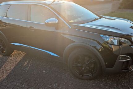 Peugeot 5008 168.000 km 20.400 &euro; Löhnberg 35792