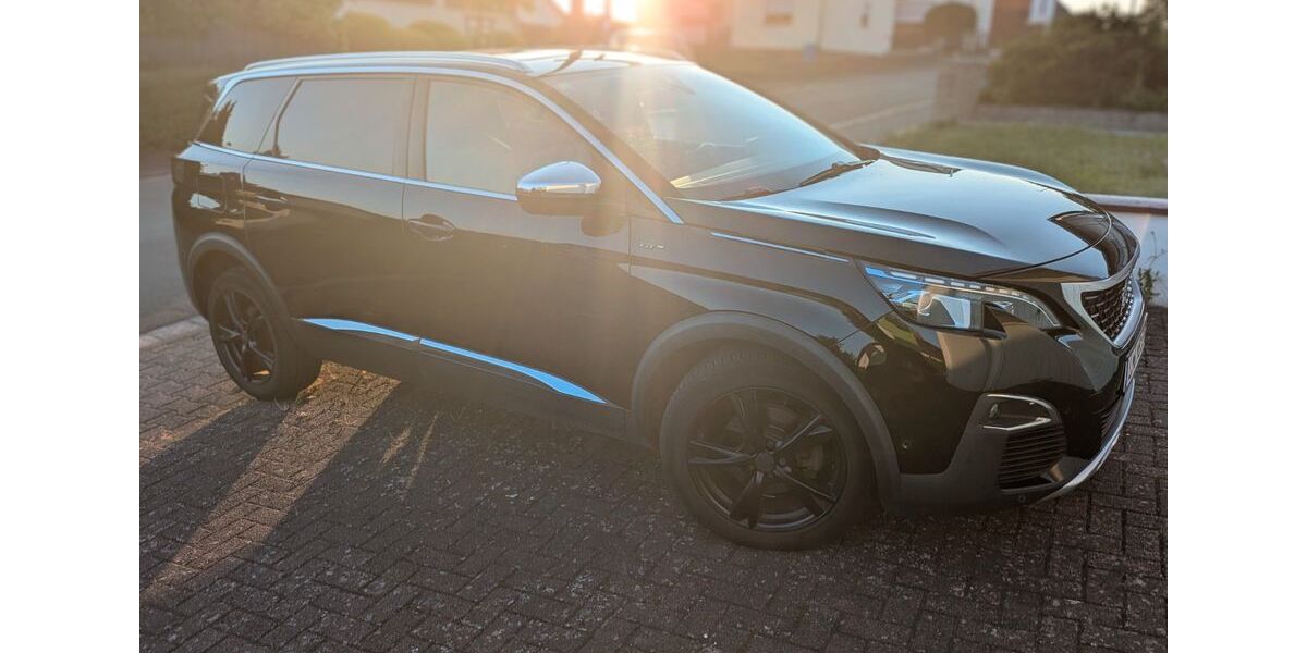 Peugeot 5008 168.000 km 20.400 &euro; Löhnberg 35792