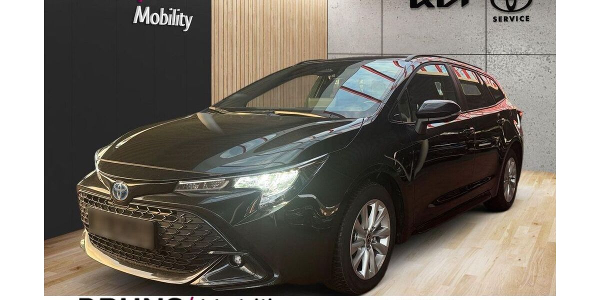 Toyota Corolla 18.762 km 25.490 &euro; Quakenbrück 49610