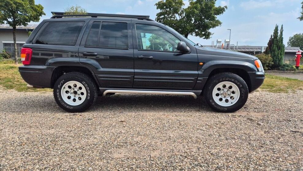 Grand Cherokee