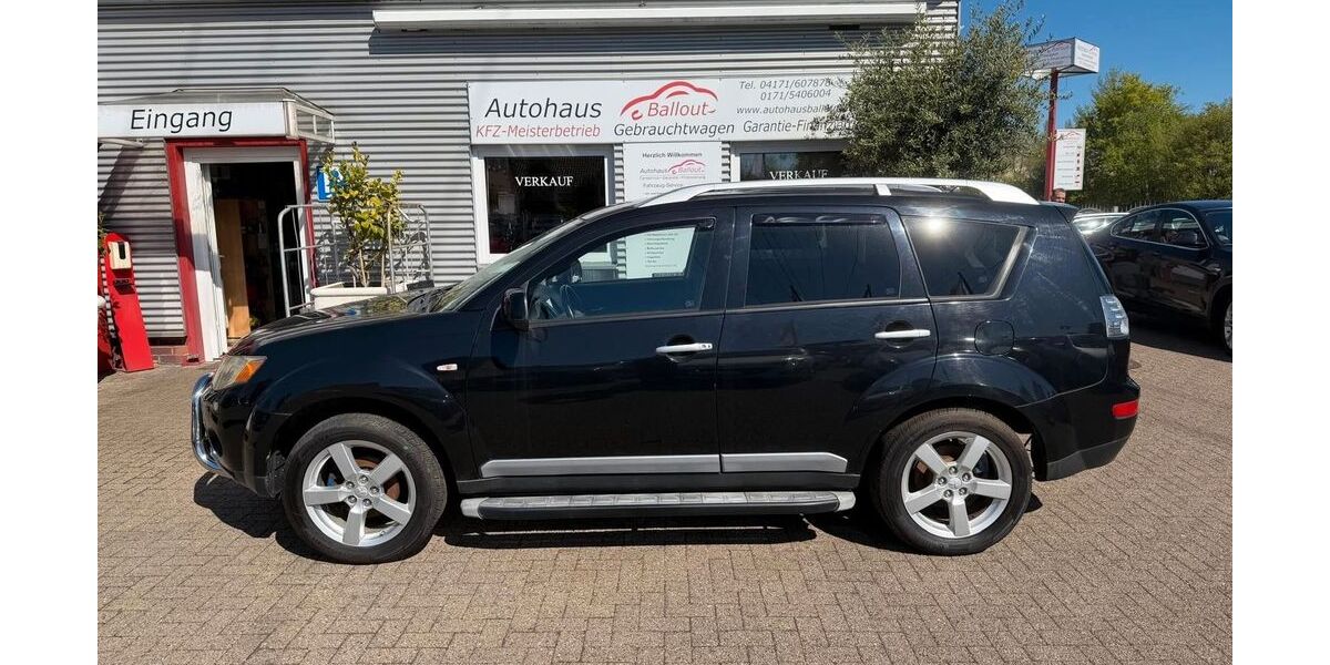 Mitsubishi Outlander 127.000 km 2.950 &euro; Winsen (Luhe). 21423