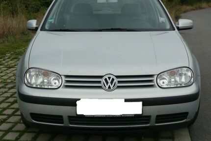 VW Golf 145.000 km 900 € Dorsten 46286