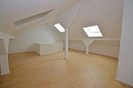 Wohnung zum Mieten in Wesseling 1.150 € 106 m² 4 zimmer