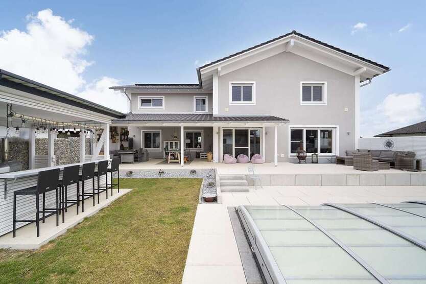 Haus zum Kaufen in Bodenkirchen 979.000 € 260 m²