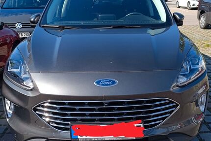 Ford Kuga 61.600 km 19.500 &euro; Weiding 93495