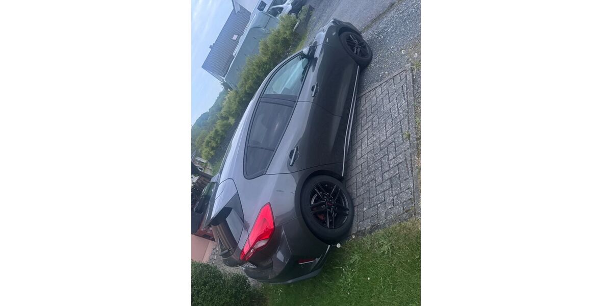 Ford Focus 84.000 km 14.900 &euro; Kirburg 57629