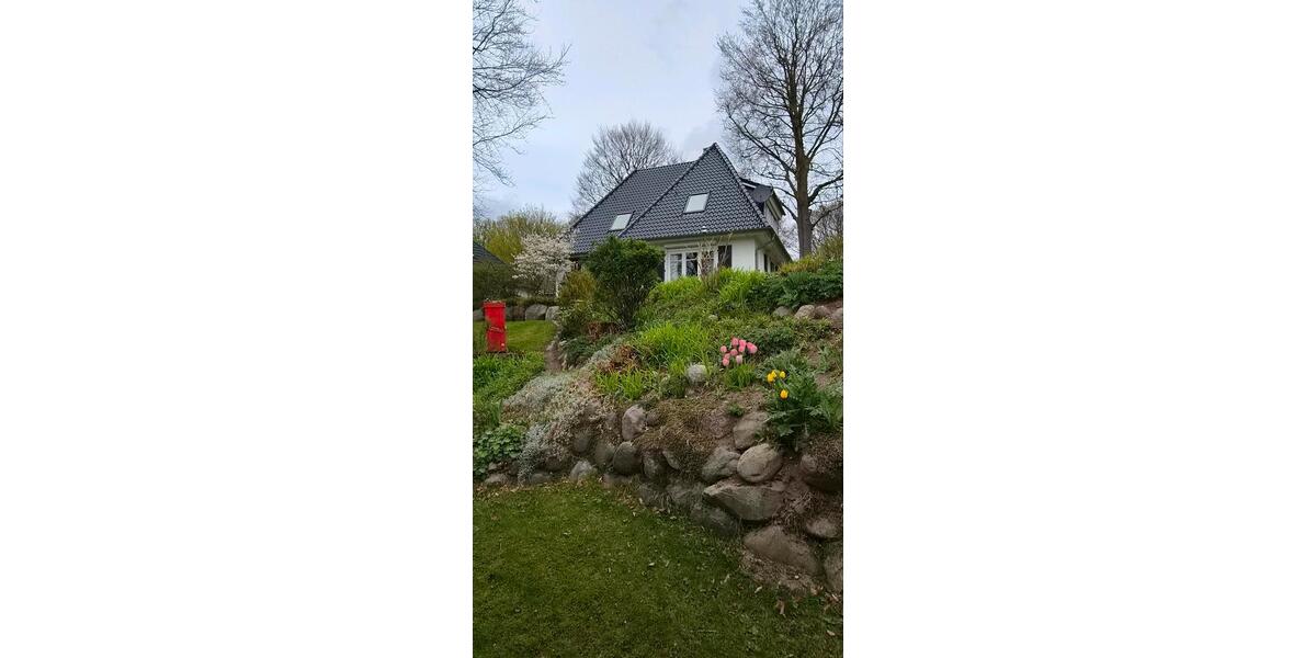 Einfamilienhaus Flintbek - 5 Zimmer, 184 m&sup2;, 2.400&euro; | Angebot:26255590
