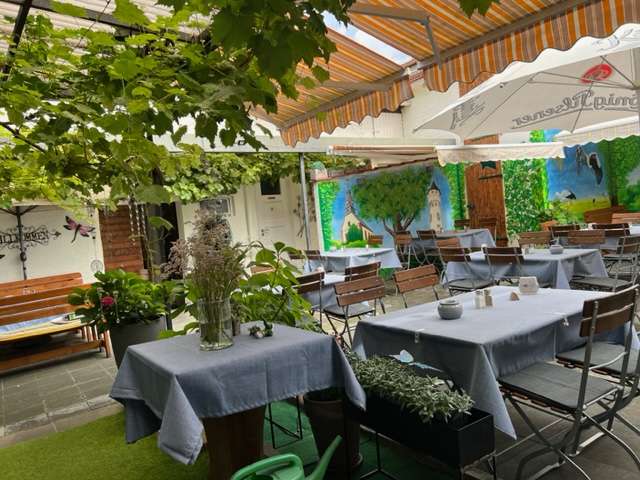 Gastronomie in Wiesbaden 1.650 € 215 m²