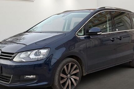 VW Sharan 171.125 km 16.499 € Berlin 12681