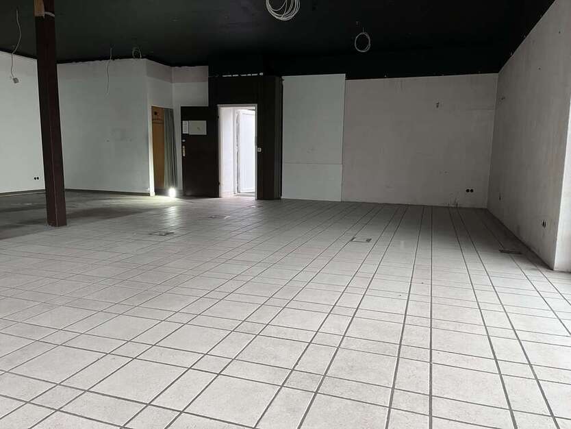 Büro in Nordrhein-Westfalen - Finnentrop 85.000 € 85 m² zimmer