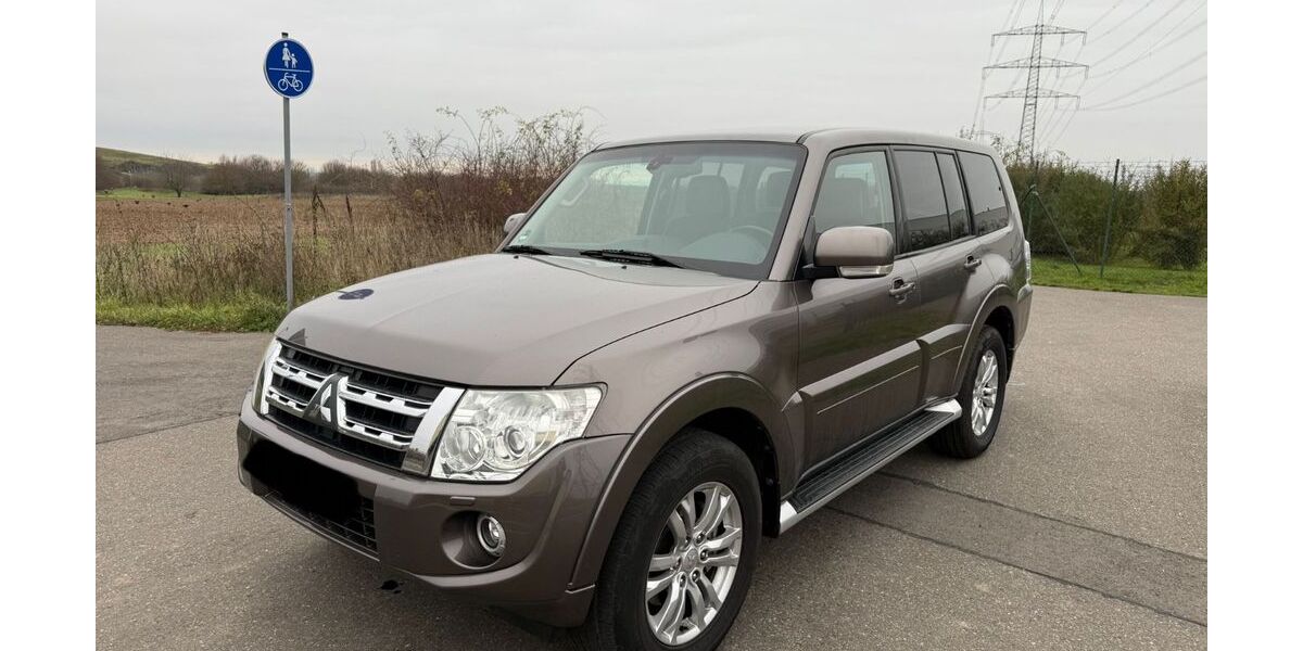 Mitsubishi Pajero 150.000 km 17.500 &euro; Wiesbaden 65205