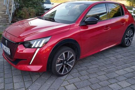 Peugeot 208 26.500 km 18.850 € Bingen 55411