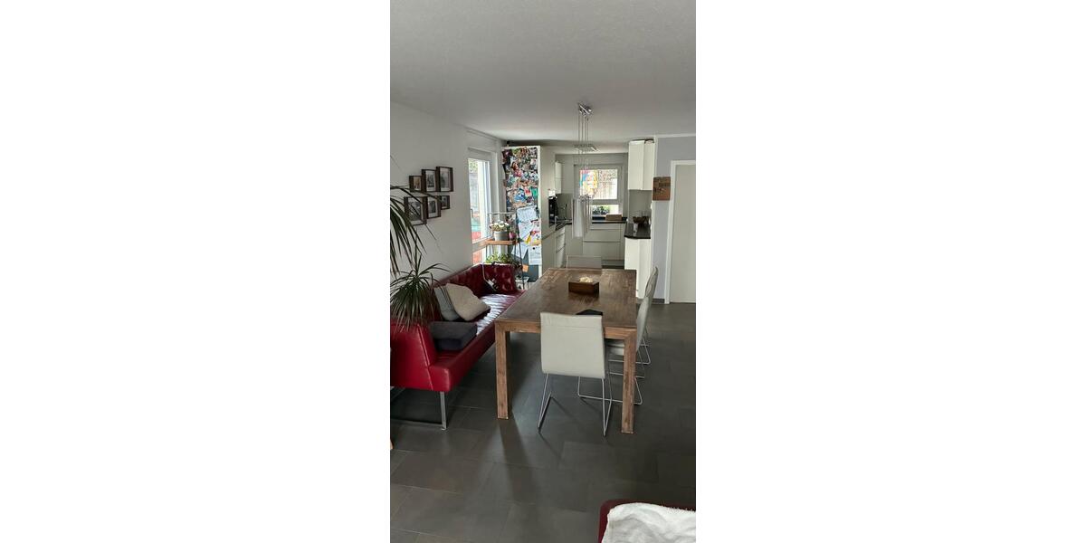 Reihenhaus Rastatt - 5.5 Zimmer, 147 m&sup2;, 2.200&euro; | Angebot:24728095
