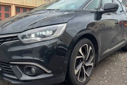 Renault Scenic 260.000 km 8.300 &euro; Pforzheim 75181