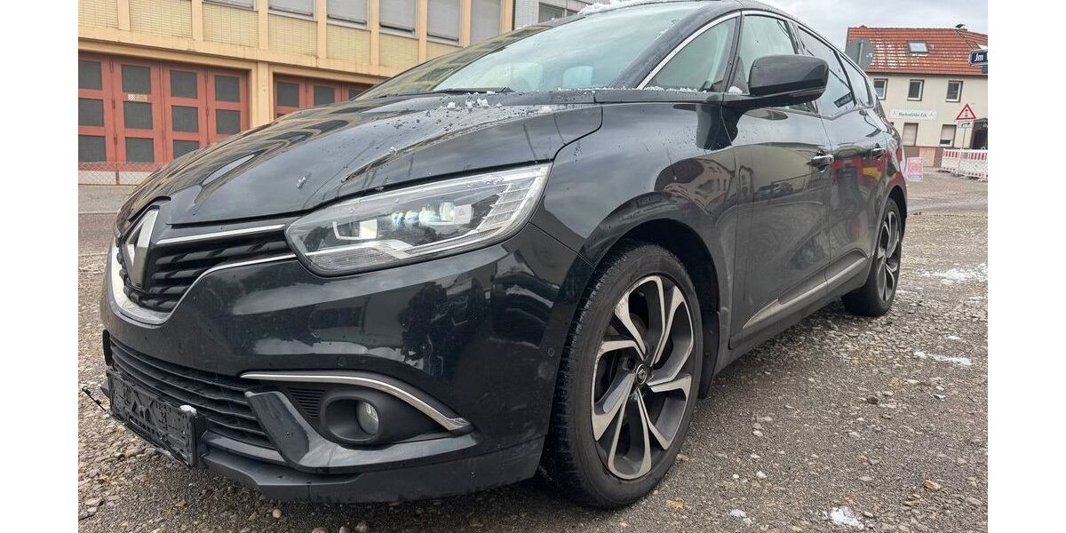 Renault Scenic 260.000 km 8.300 &euro; Pforzheim 75181