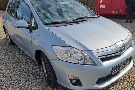 Toyota Auris 147.000 km 4.900 &euro; Waldbröl 51545