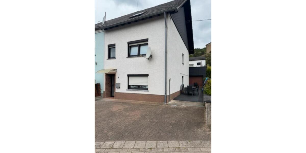 Etagenwohnung Merzig - 5 Zimmer, 140 m&sup2;, 950&euro; | Angebot:25537284