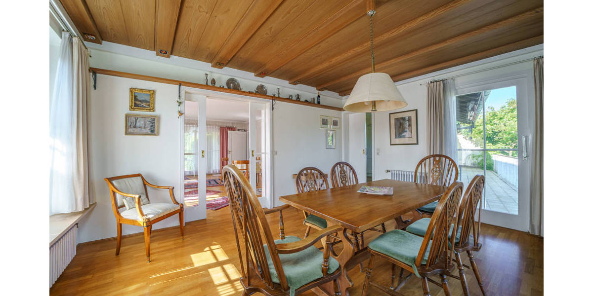 Einfamilienhaus Radolfzell am Bodensee Radolfzell - 7 Zimmer, 196 m&sup2;, 1.250.000&euro; | Angebot:26017656