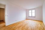 Etagenwohnung Endingen am Kaiserstuhl - 4 Zimmer, 129 m&sup2;, 1.890&euro; | Angebot:24434571