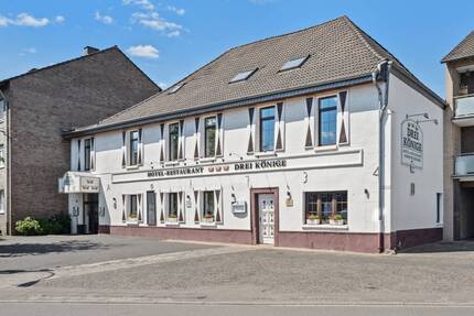 Charmantes Restaurant mit Hotelbetrieb und Bungalow zimmer