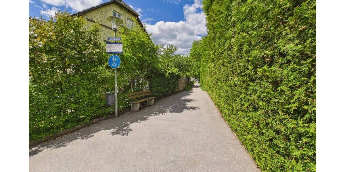 Einfamilienhaus Landshut Berg - 9 Zimmer, 230 m&sup2;, 995.000&euro; | Angebot:26798186