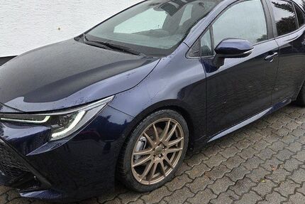 Toyota Corolla 32.100 km 21.888 € Zwickau 08064