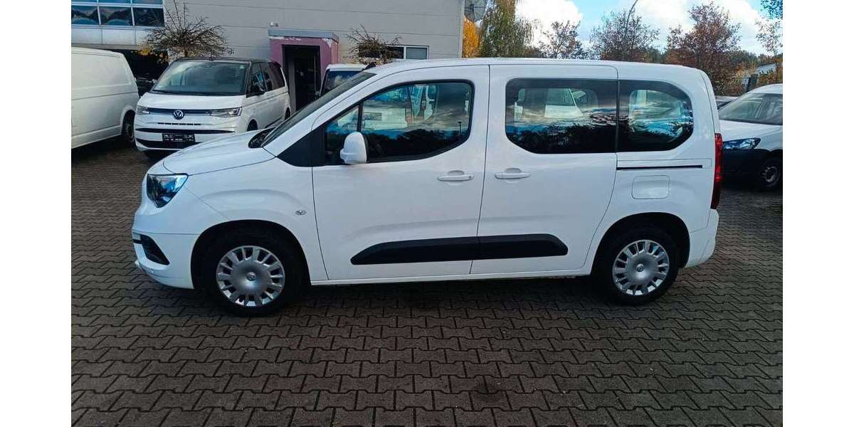 Opel Combo 100.000 km 15.500 &euro; Siegenburg 93354
