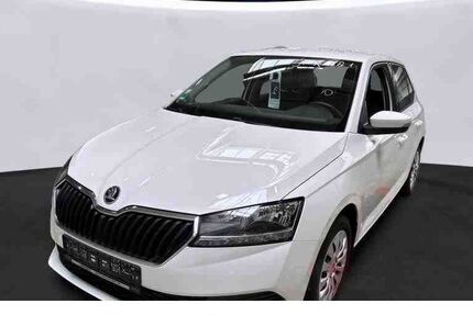Skoda Fabia 122.971 km 10.221 € Hamm 59075