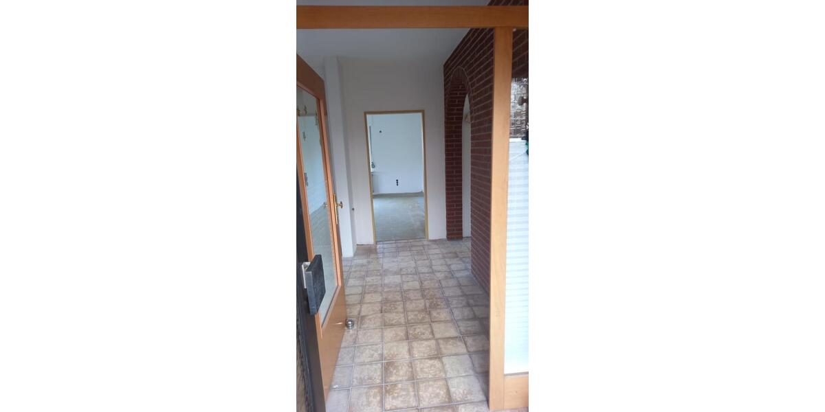 Einfamilienhaus Westerstede - 7 Zimmer, 164 m&sup2;, 296.000&euro; | Angebot:24624127