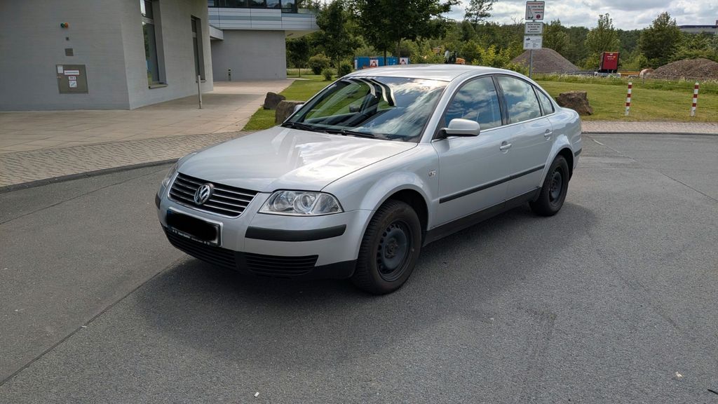 VW Passat 94.000 km 7.999 &euro; Siegen 57072