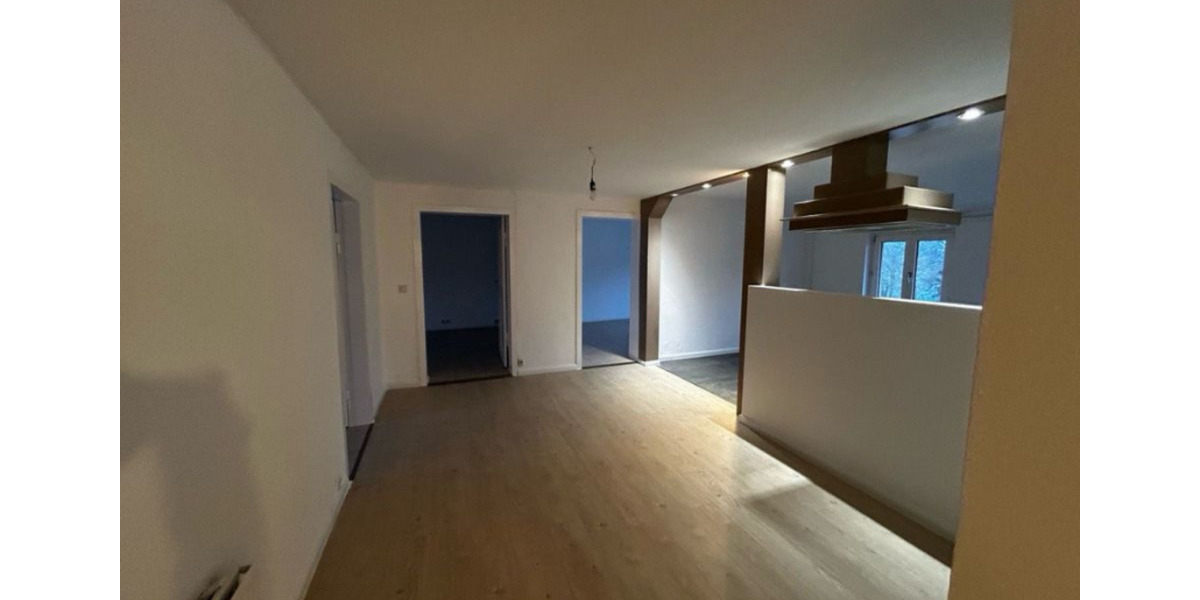 Dachgeschoßwohnung Strausberg - 3 Zimmer, 87 m&sup2;, 650&euro; | Angebot:25855273