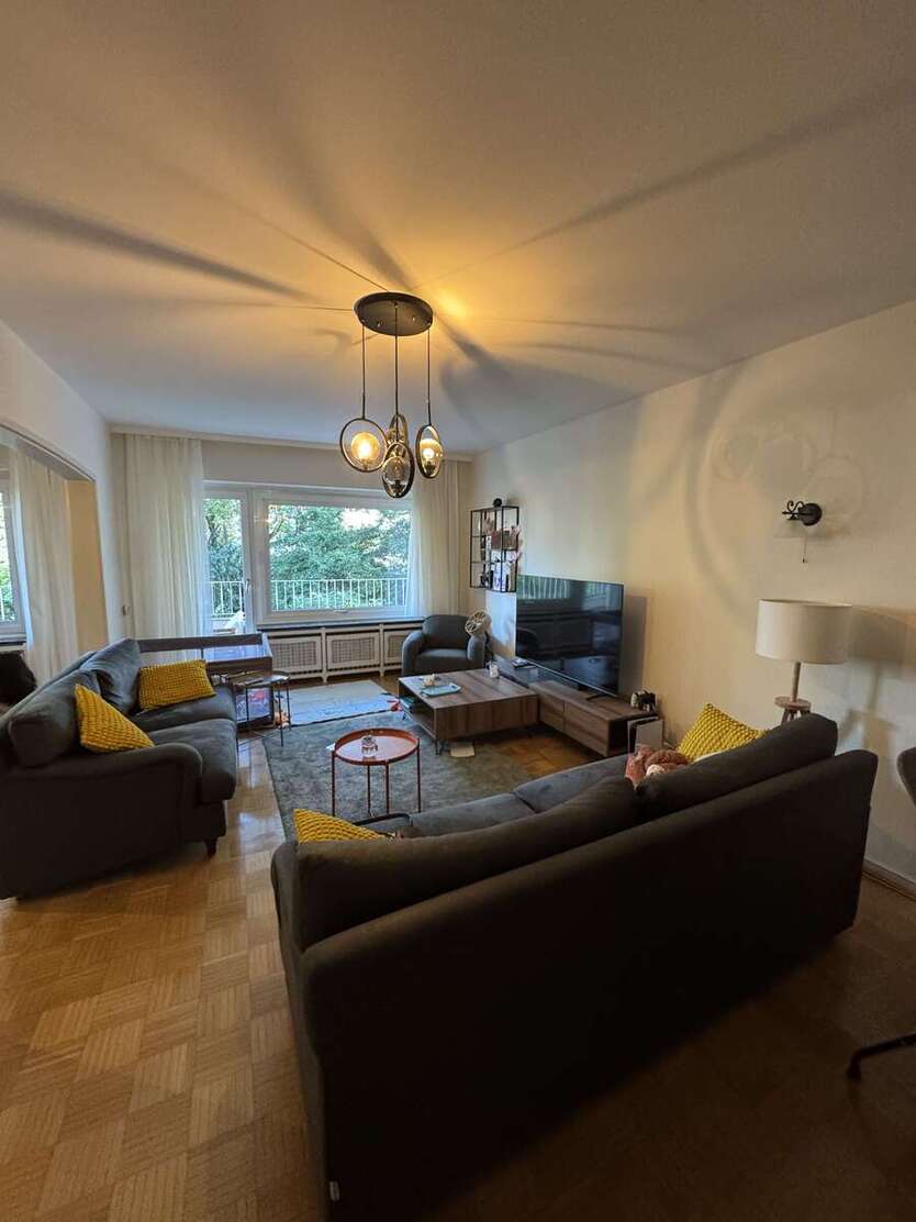 Wohnung zum Mieten in Düsseldorf 1.962 € 109 m² 3 zimmer