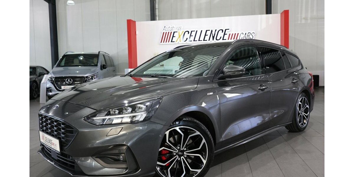 Ford Focus Tunier 1.5 EB ST-LINE-X SPORT / PANORAMA 108.000 km 18.444 &euro; Hamm 59077