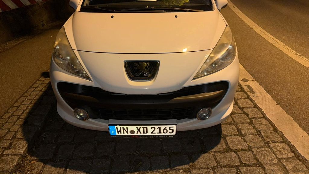 Peugeot 207 179.000 km 1.250 &euro; Fellbach 70736
