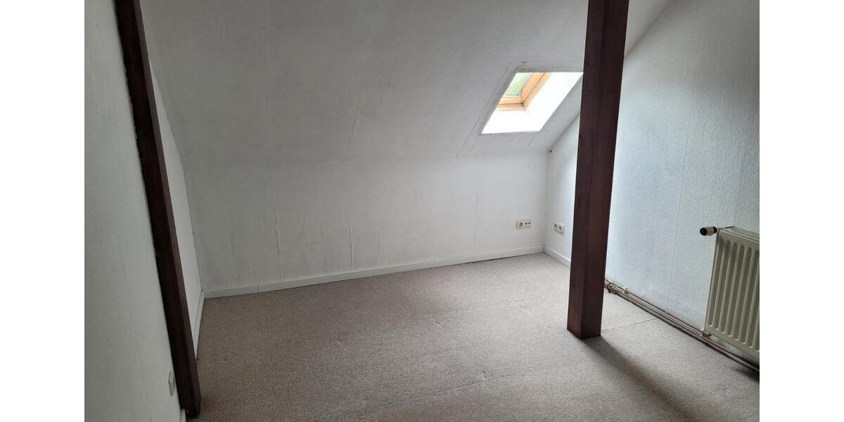 Reihenhaus Tangermünde - 7 Zimmer, 123 m&sup2;, 115.000&euro; | Angebot:26777785
