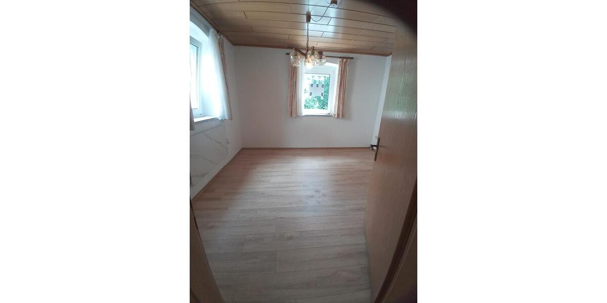 Etagenwohnung Warmensteinach - 2 Zimmer, 52 m&sup2;, 360&euro; | Angebot:26420381